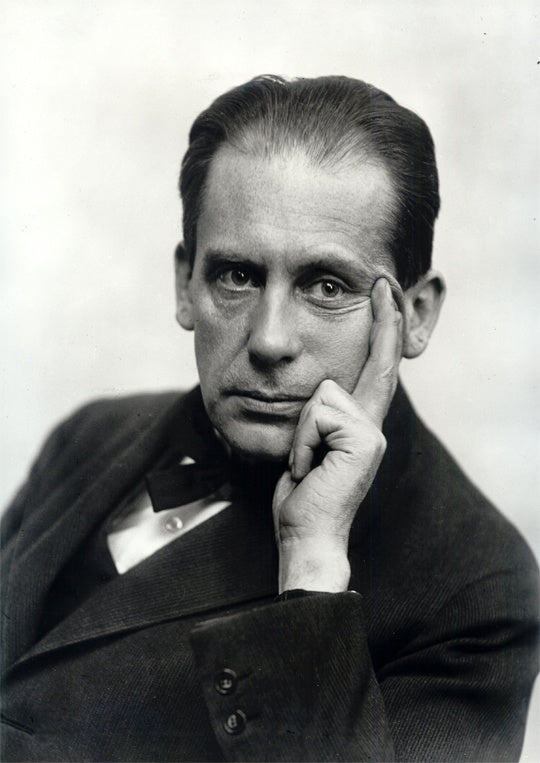 Walter Gropius — Top 30 des artistes du Bauhaus