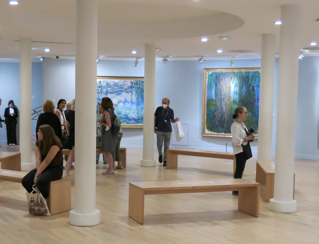 Salle des Nymphéas au Musée Marmottan Monet, écrin de la version W1888/1 de Claude Monet